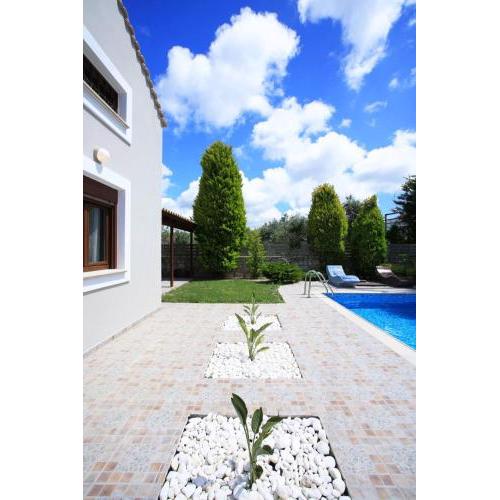 Luxurious Villa Katerina with private pool