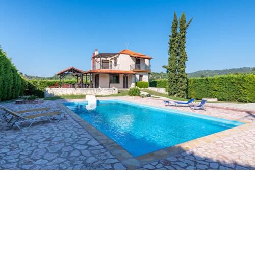 Luxurious Villa Paris