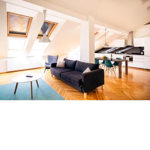 Luxurious Woodrow Wilson apt in Prague centre