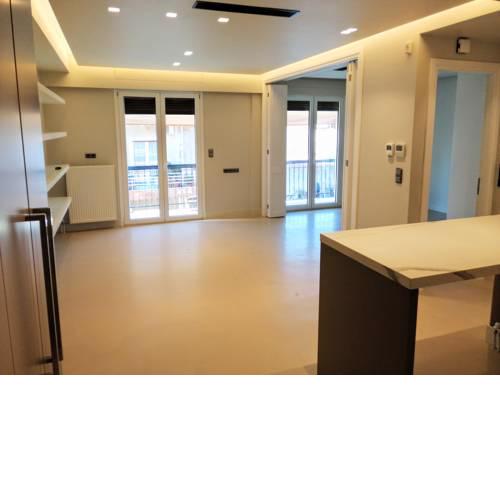 Luxuriοus minimal apartment in Acropolis
