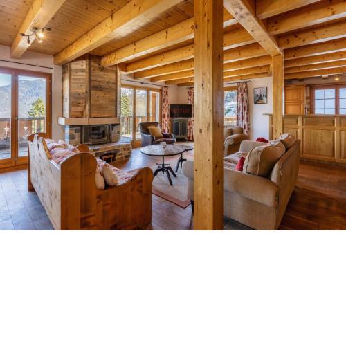 Luxury 10 pax Chalet with incredible views+garage