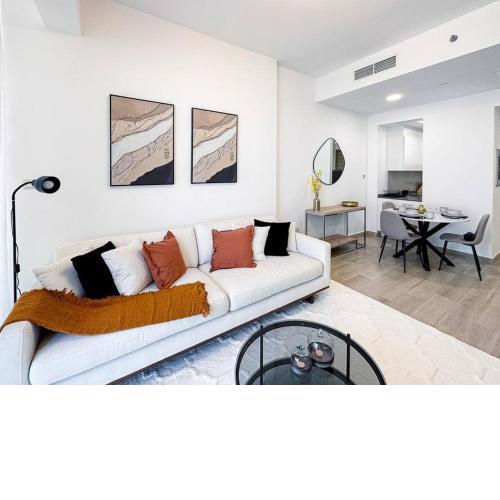 Luxury 1BHK in JVC with pool.