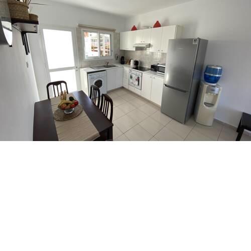 Luxury 2 Bedroom Roof Terrace Sea View Apartment
