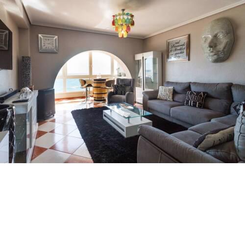 Luxury 2 bedroom sea view apartment
