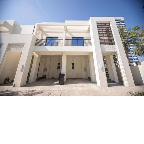 Luxury 2 bedroom villa sea side