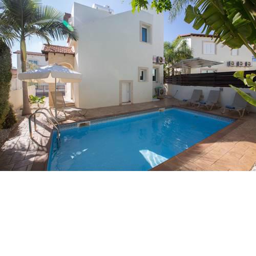 Luxury 2 Bedroom Villa with Private Pool, Paralimni Villa 1240