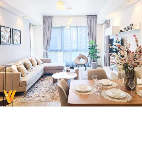 Luxury 2BR Apartment at The Palm Jumeirah by Venduras