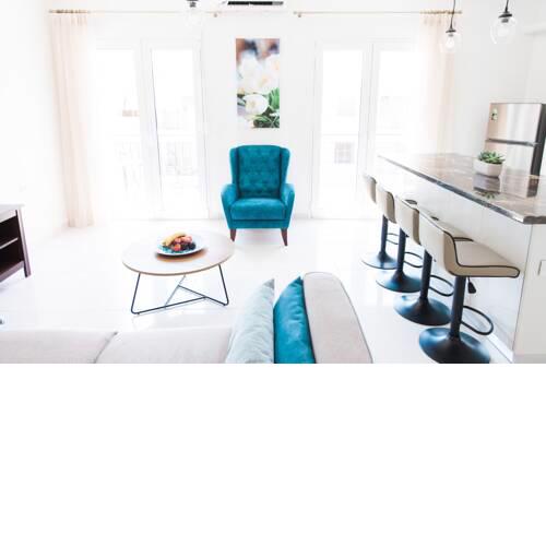 Luxury 2BR New Apartment near town - 5 min walk