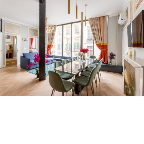 Luxury 4 bedroom 2 bathroom Apartment