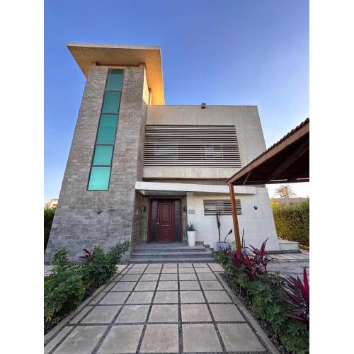 Luxury 4 Bedroom Villa at Gardenia City Compound