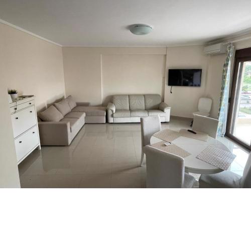 LUXURY AND SUNNY APARTMENT 250 mts FROM THE BEACH!!