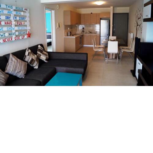 Luxury Aparthment in Porto Rafti a step away from the beach