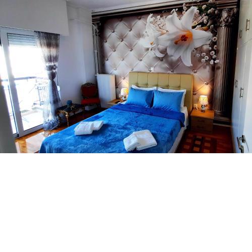 LUXURY APARTMENT 6 PEOPLE PORT OF PIRAEUS