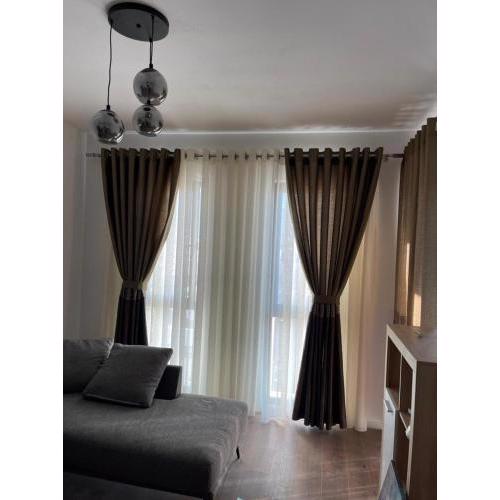 Luxury Apartment 9/2