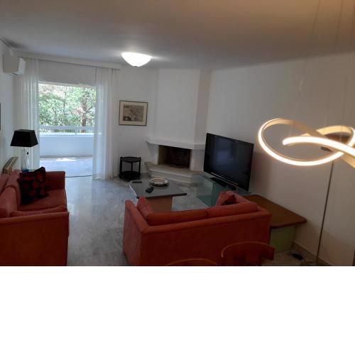 Luxury apartment A in Maroussi Athens Business Hub with Indoor Private Parking