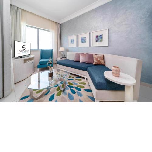 Luxury Apartment Across Dubai Mall