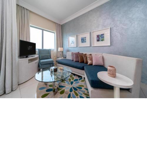 Luxury Apartment Across Dubai Mall