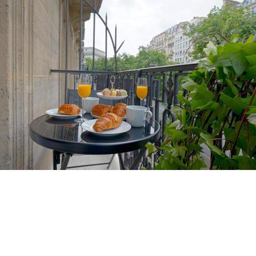 Luxury apartment-Arc de Triomphe