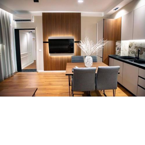 Luxury Apartment at Condor Center