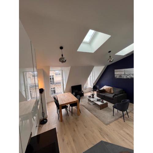 Luxury apartment Elysées Paris