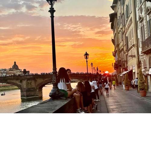 Luxury apartment in best location in Florence with balcony