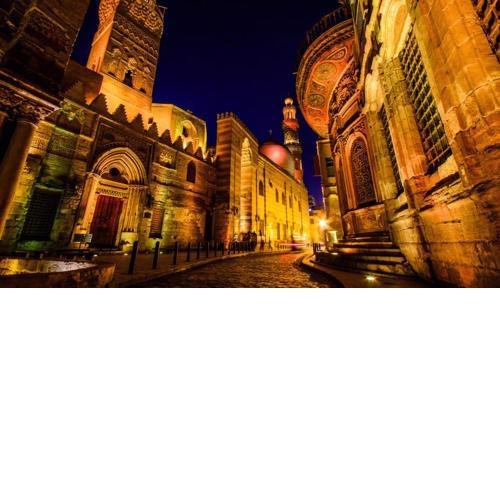 Luxury Apartment in the Heart of Historic Cairo, Al-Moez Street, Al-Hussein