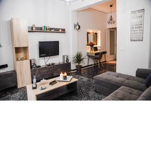 Luxury apartment near Acropolis! Heart of Athens!