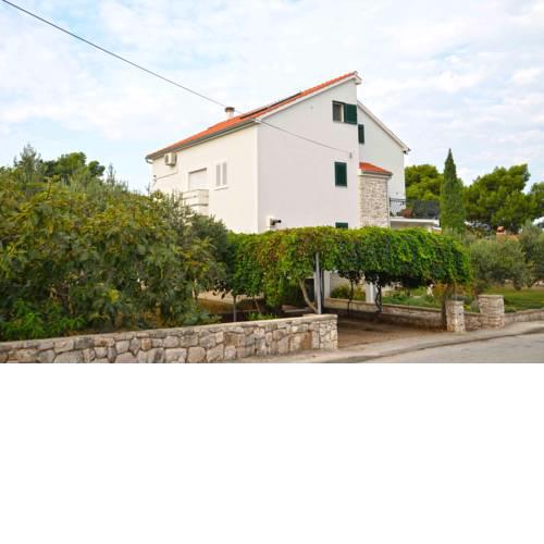 Luxury apartment SLANICA near sandy beach