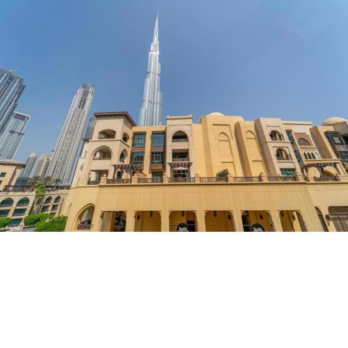 Luxury apartment stay with full Burj Khalifa view