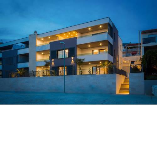 Luxury Apartment Stipe At Villa Four Brothers