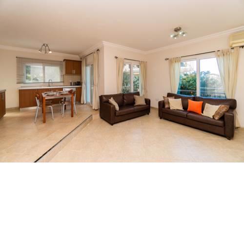Luxury Apartment Three Bedrooms in amazing Melisa`s Place