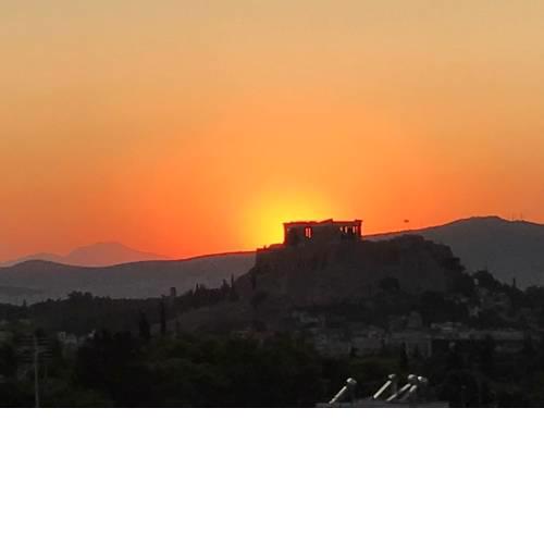Luxury apartment with excelent view to Acropolis