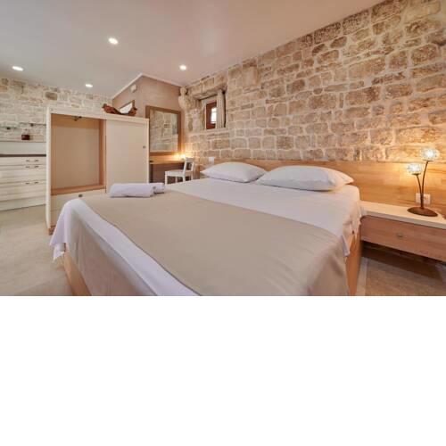 Luxury Apartments Artisana
