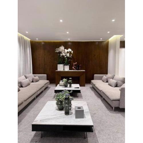 Luxury Apartments with G-Prestige 503