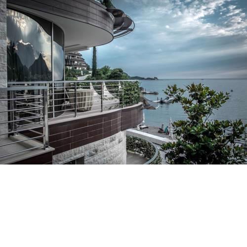 Luxury Apartments