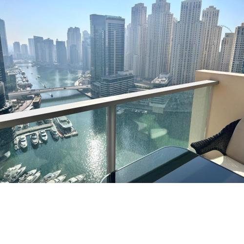 Luxury at The Address Dubai Marina Residence