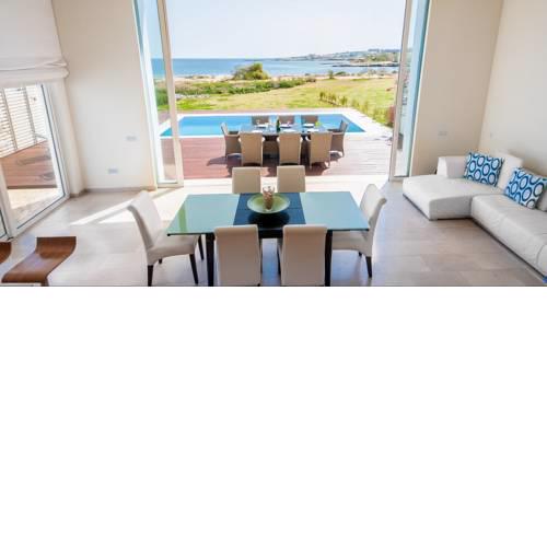Luxury Bay View Villa 20 Right On Τhe Beach