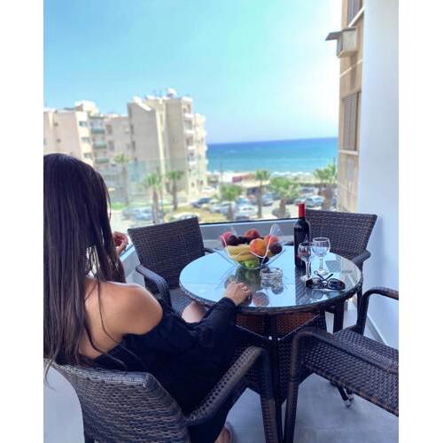 Luxury Beachfront Apartment