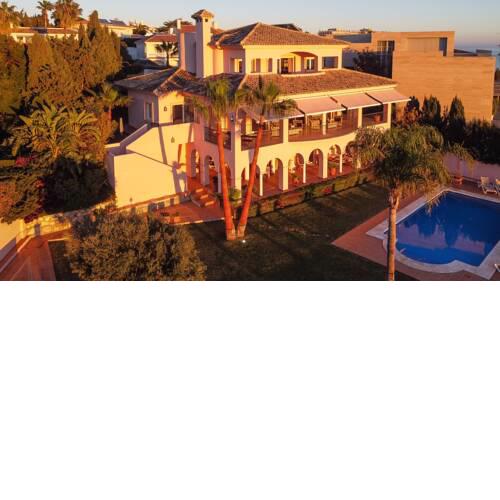 Luxury beachside villa with heated pool and hot tub