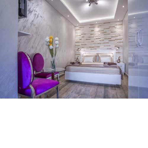 Luxury Boutique Studio Apartments
