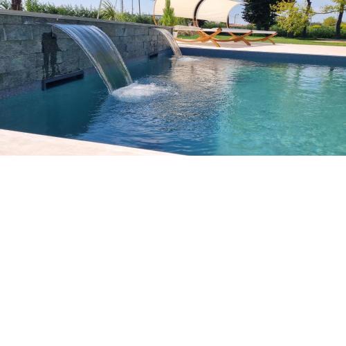 Luxury CasaKadd Heated Pool Garden Patio Barbeque