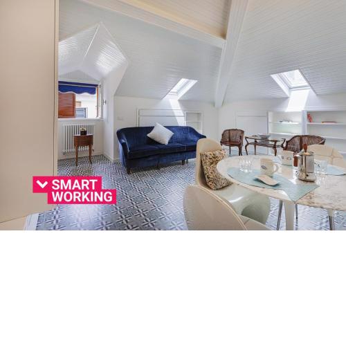 Luxury & Central Design Apartment by Wonderful Italy