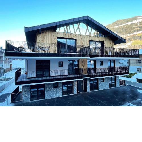 Luxury chalet in Zillertal with private pool