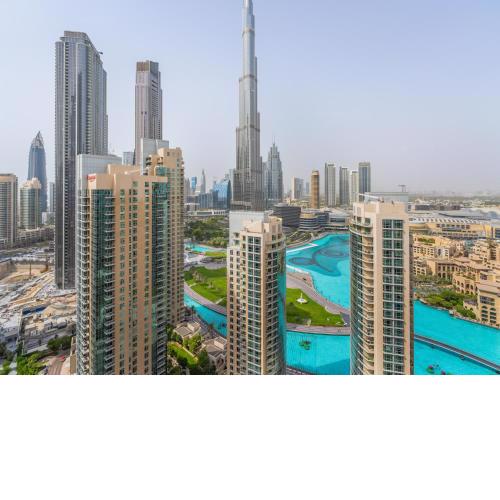Luxury Condo With Burj Khalifa and Fountain Views