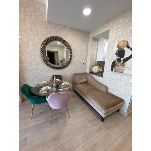 LUXURY FULLY FURNISHED 1 bedroom Apartment