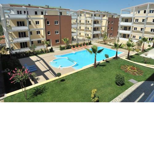 Luxury gated comunity apartament