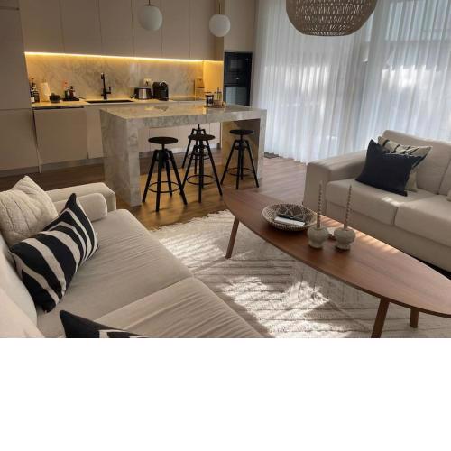 Luxury ground floor Apt with garden - Bay of Lalzi