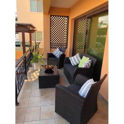 Luxury House in Universal Area