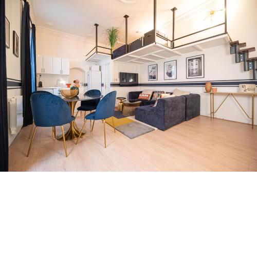 Luxury loft in Champs Elysées
