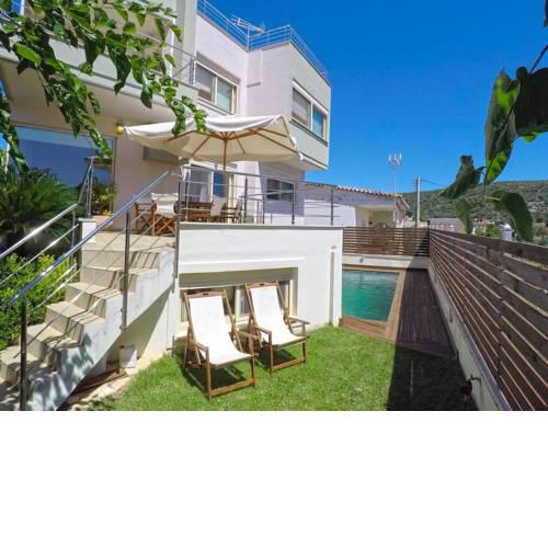 Luxury Maizonette with Private Pool